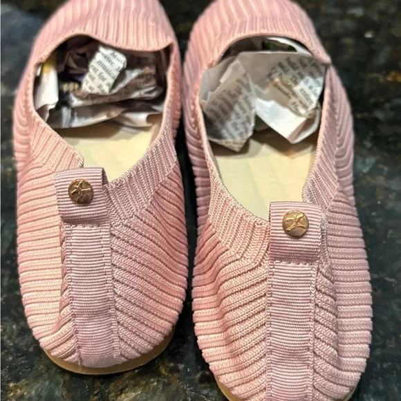 Danskin “Wish” recycled plastic ballet flats.  7.5; comfortable, Avant Garde - Picture 5 of 6